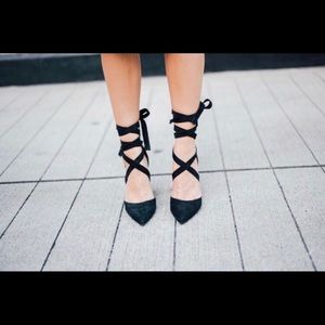 Steve Madden Strappy Heels Size 7.5 (COMFY)